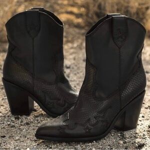 ALDO Western Leather Boot x Tezza Runaway